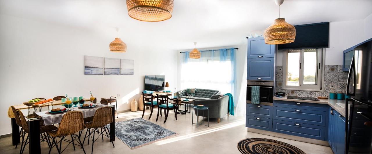 Argaman Beach Apartment Acre Exterior foto